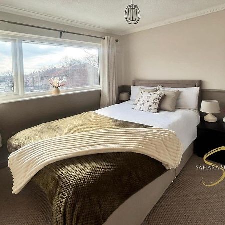 Stylish 2Bed - Manchester - Free Parking Hyde Luaran gambar
