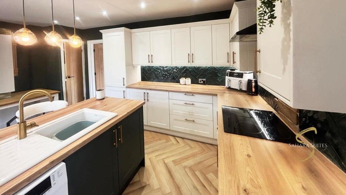Stylish 2Bed - Manchester - Free Parking Hyde Luaran gambar
