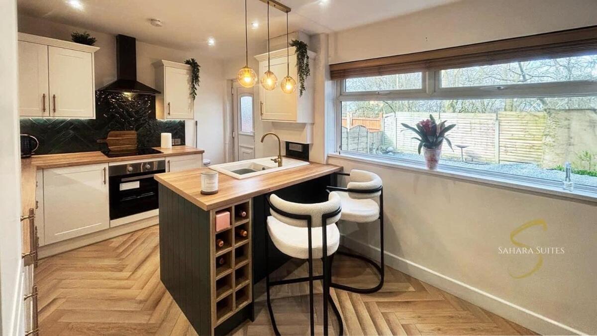 Stylish 2Bed - Manchester - Free Parking Hyde Luaran gambar