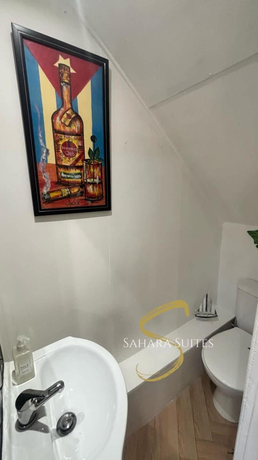 Stylish 2Bed - Manchester - Free Parking Hyde Luaran gambar